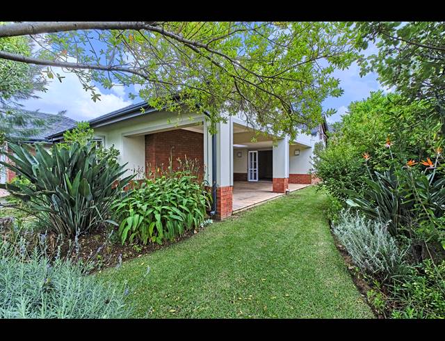 3 BEDROOM FREESTANDING FOR SALE IN WATERFALL VALLEY MATURE LIFESTYLE ESTATE